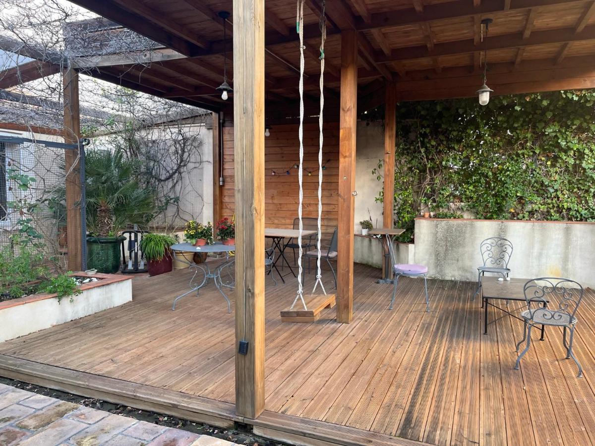 Maison Chaleureuse Avec Grande Terrasse Ним Екстериор снимка